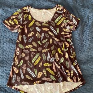 LuLaRoe Classic T size L